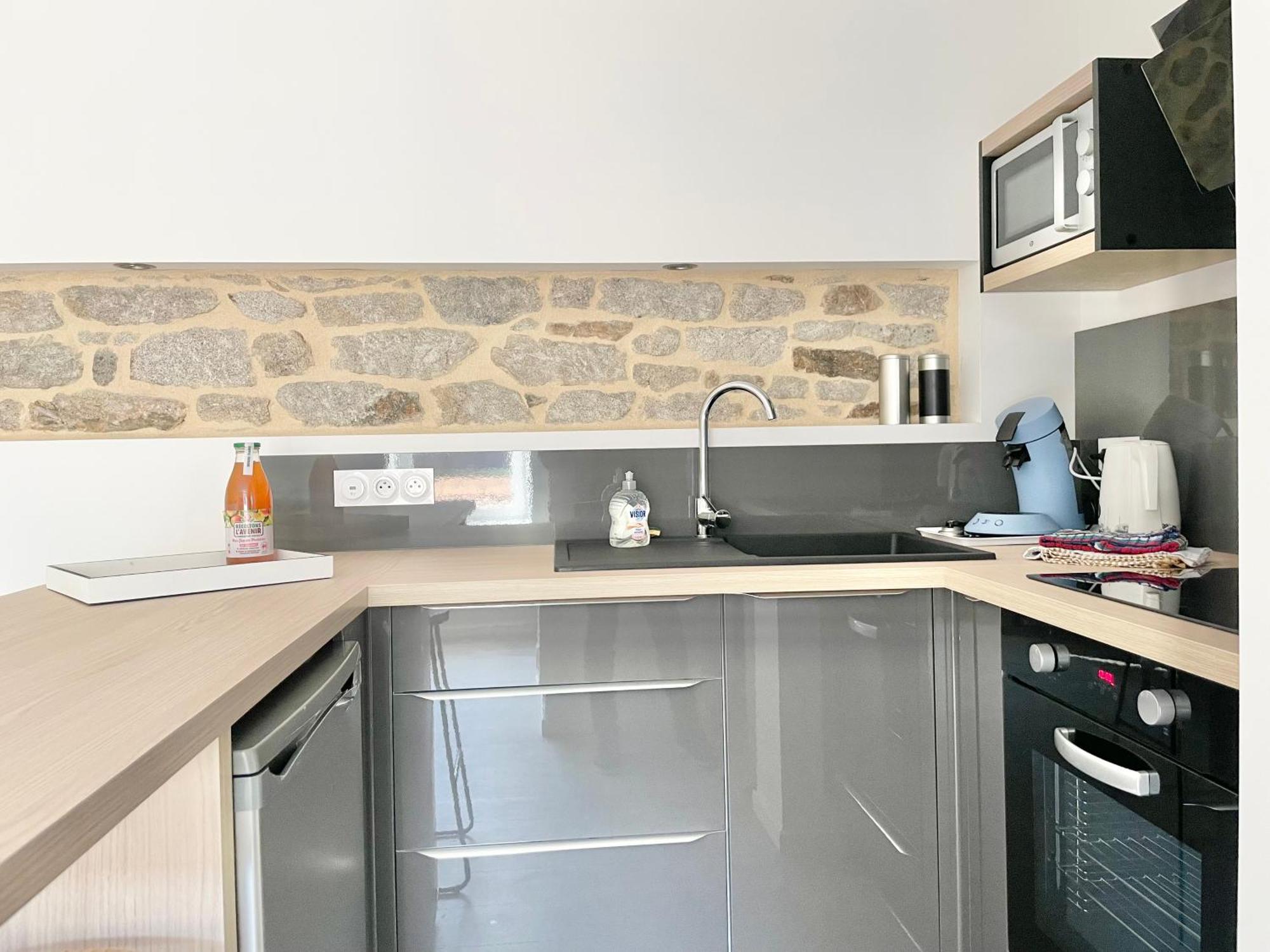 Le Calloch 2D - Studio 4 Etoiles - Quartier Gare - Wifi - Netflix Quimper Kültér fotó