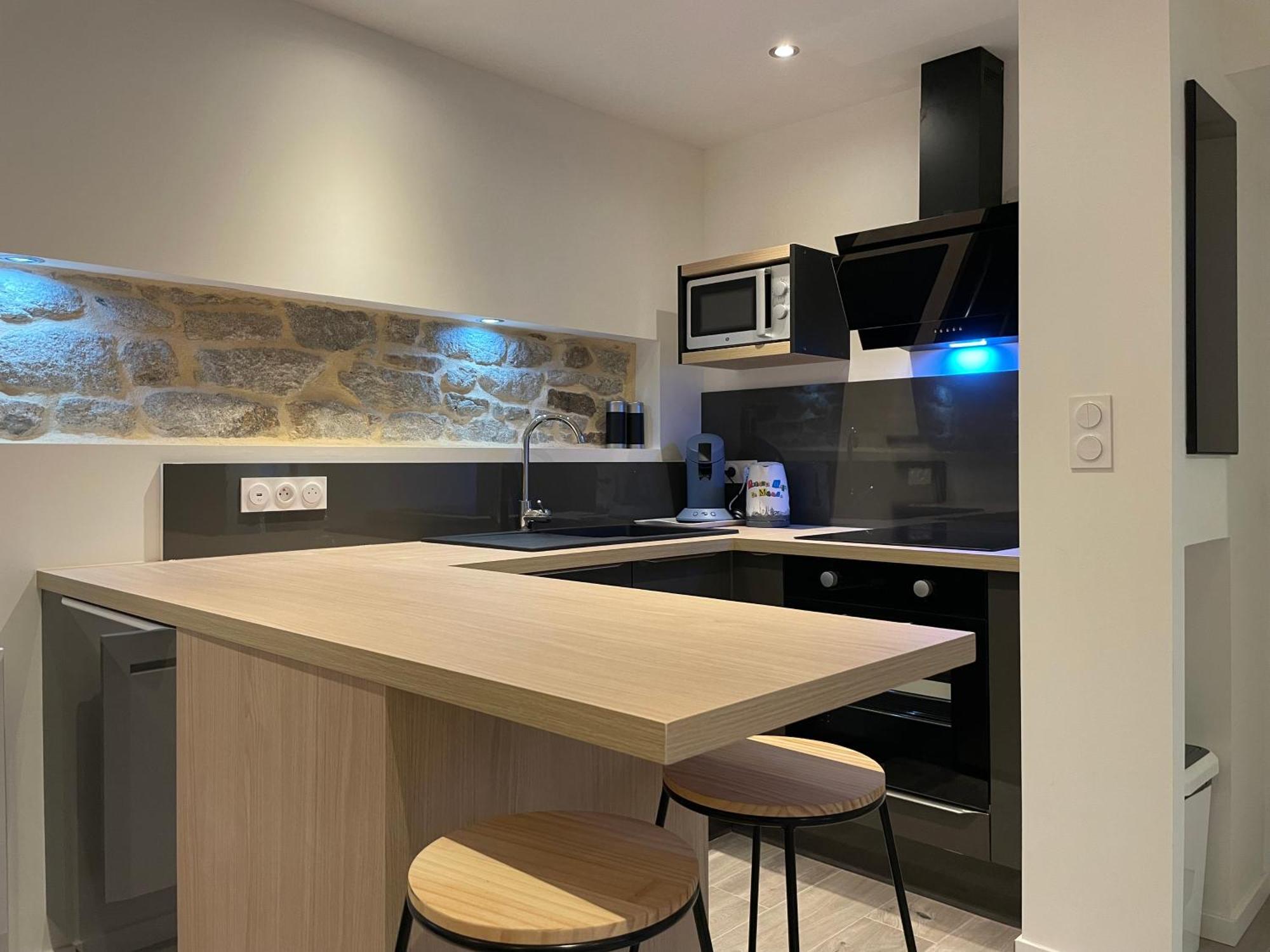 Le Calloch 2D - Studio 4 Etoiles - Quartier Gare - Wifi - Netflix Quimper Kültér fotó