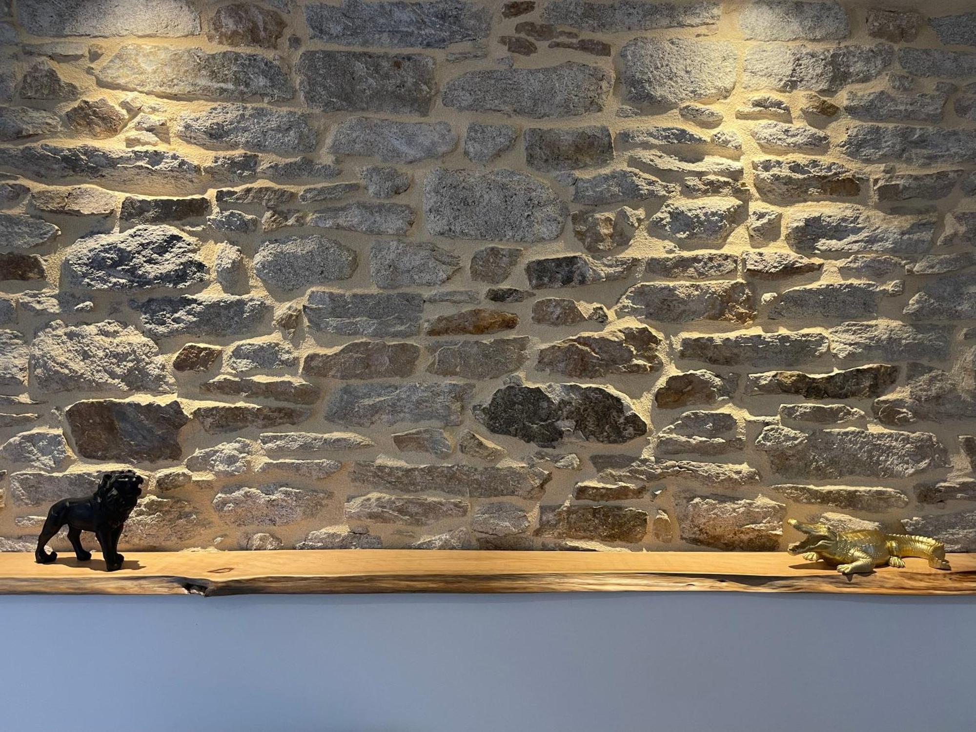 Le Calloch 2D - Studio 4 Etoiles - Quartier Gare - Wifi - Netflix Quimper Kültér fotó