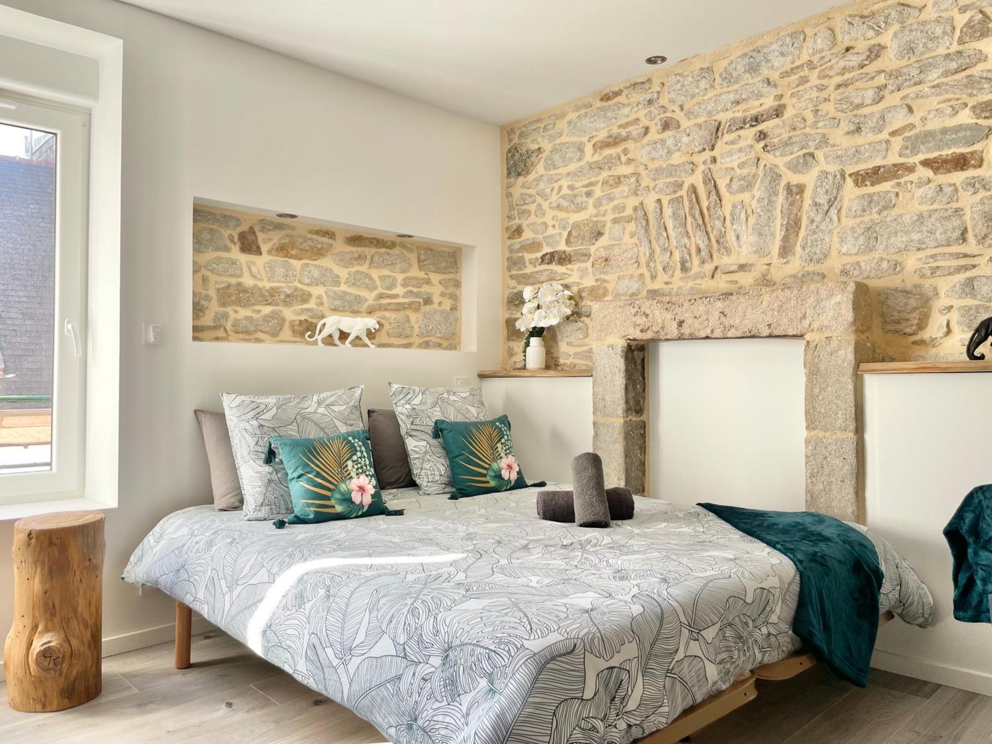 Le Calloch 2D - Studio 4 Etoiles - Quartier Gare - Wifi - Netflix Quimper Kültér fotó
