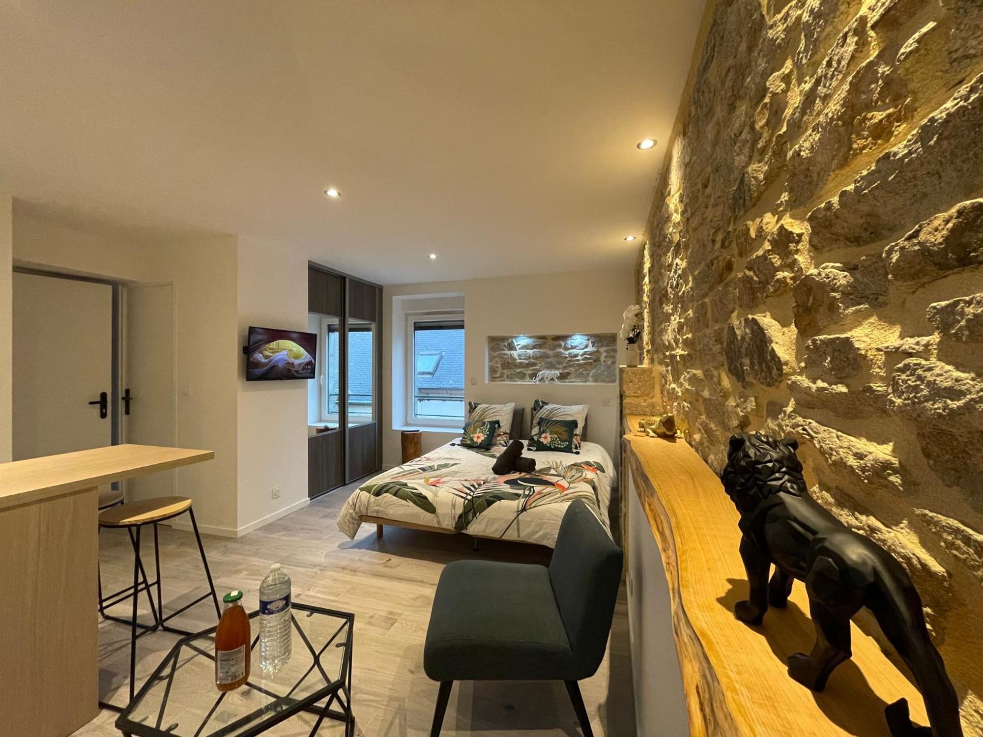 Le Calloch 2D - Studio 4 Etoiles - Quartier Gare - Wifi - Netflix Quimper Kültér fotó